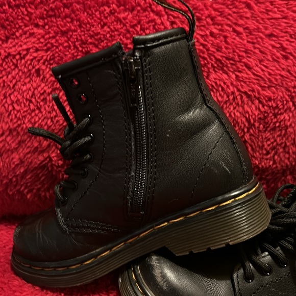 Dr Marten boots, side zipper🐼🐻‍❄️ - Picture 3 of 3